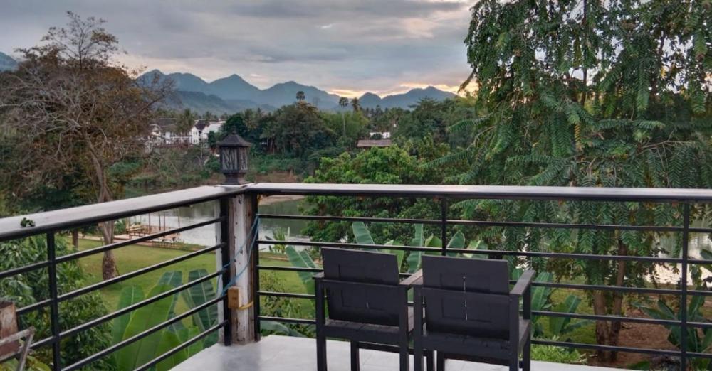 Meet Sunset Hostel Luangprabang Exterior photo
